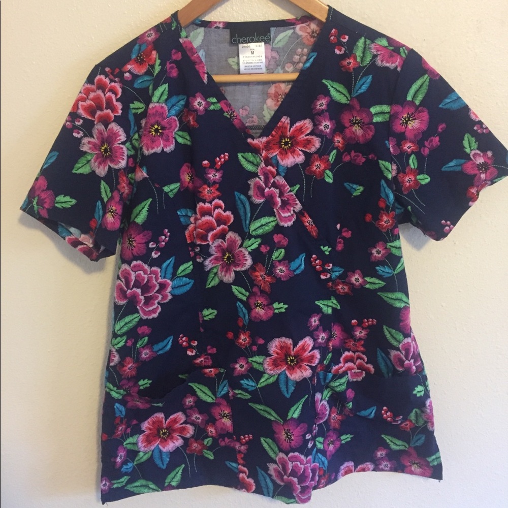 Cherokee floral scrub top